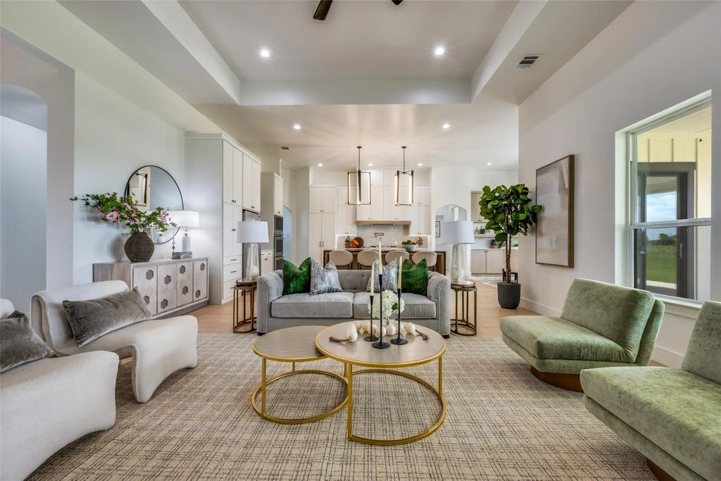 2909 Southbay Circle, Northlake