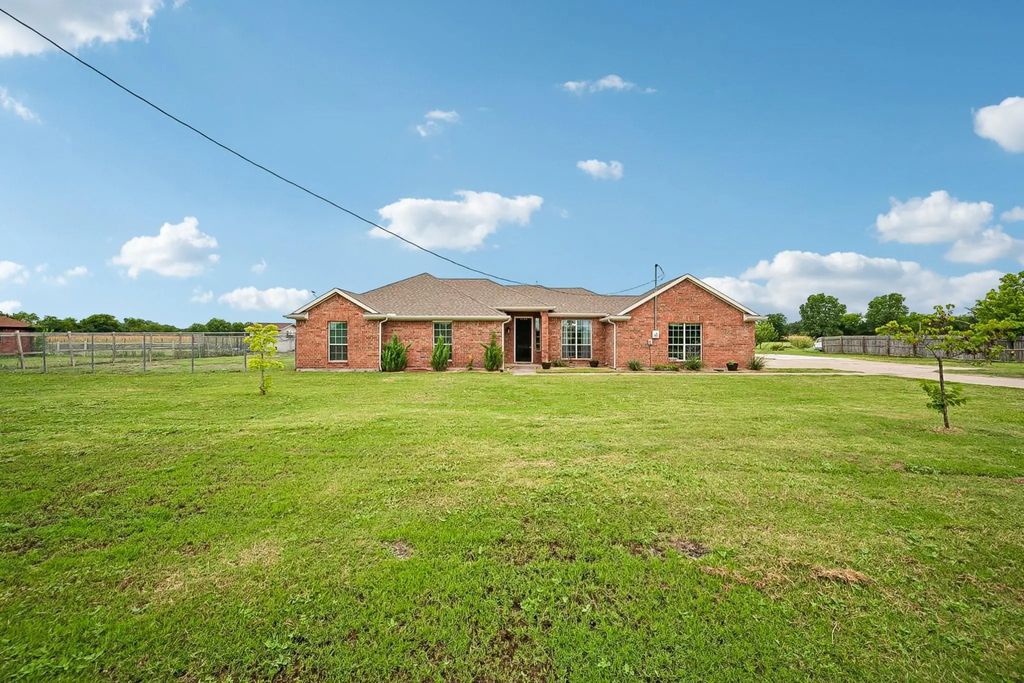 4949 County Road 465, McKinney