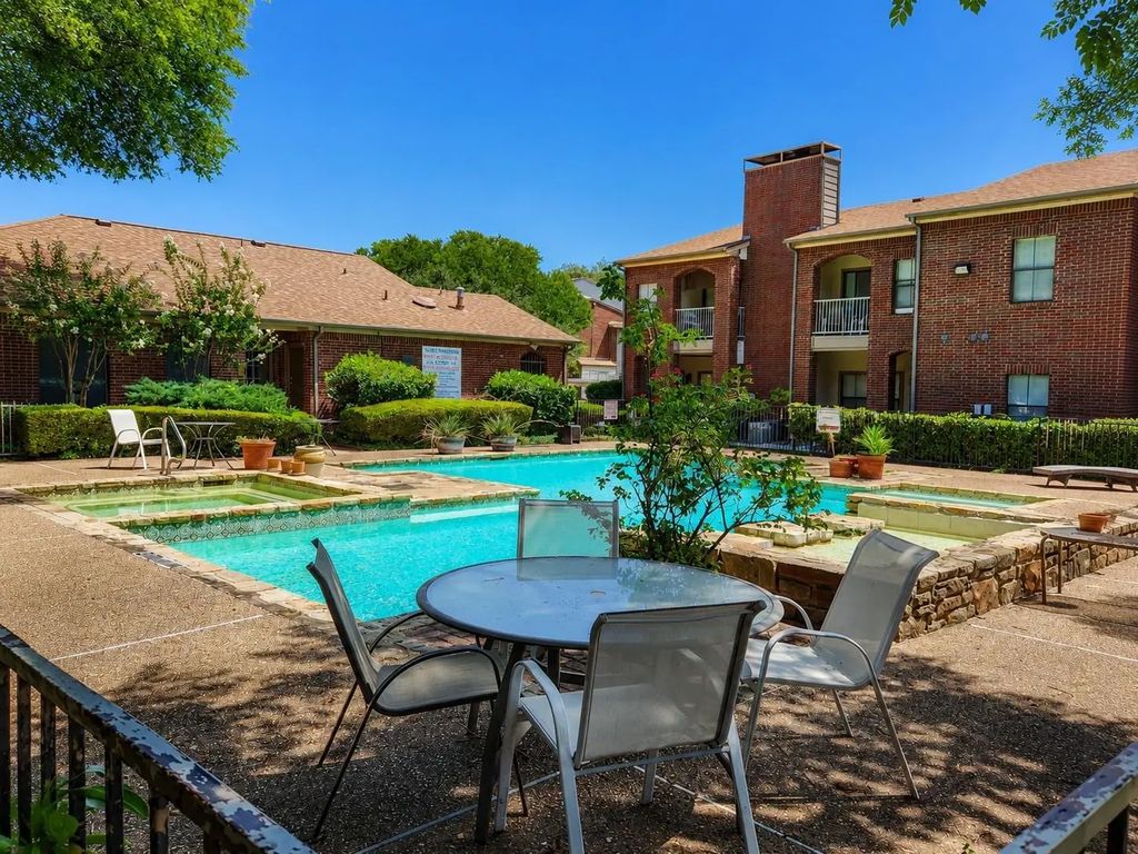 3257 Donnelly Circle 604, Fort Worth