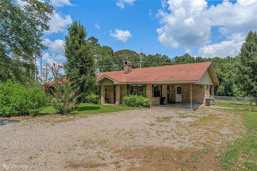 233 Allen Drive, Minden
