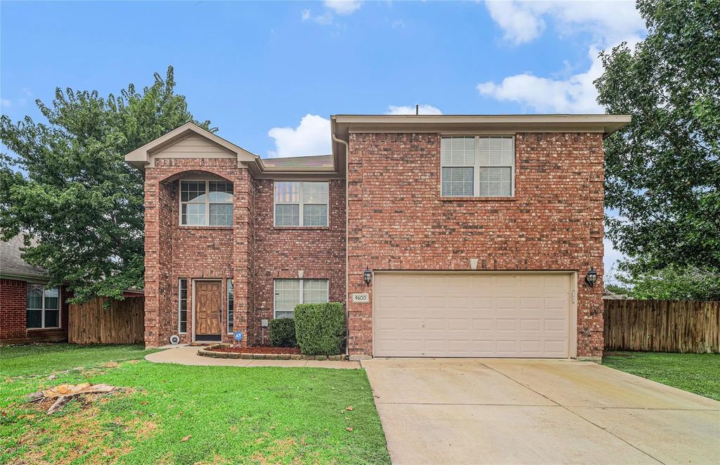 9600 Fox Hill Drive, Fort Worth