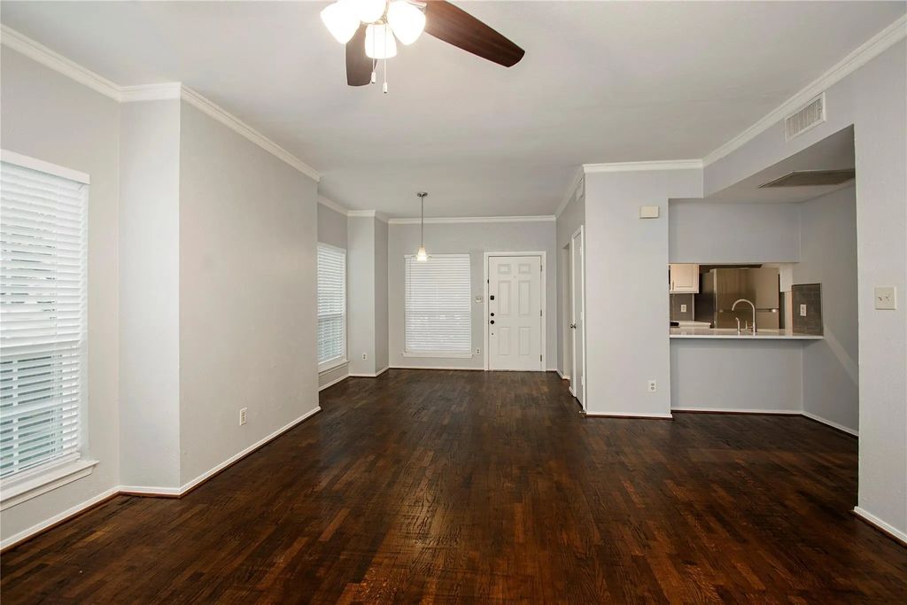 7151 Gaston Avenue 1101, Dallas