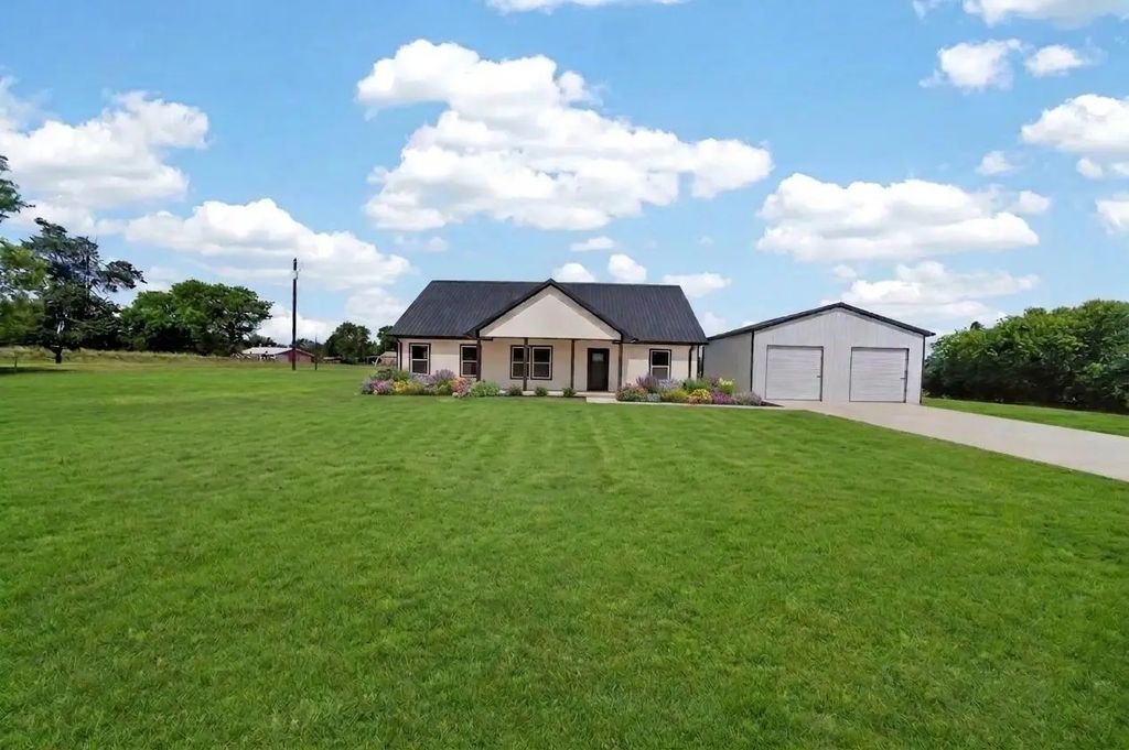 17814 County Road 285, Arp