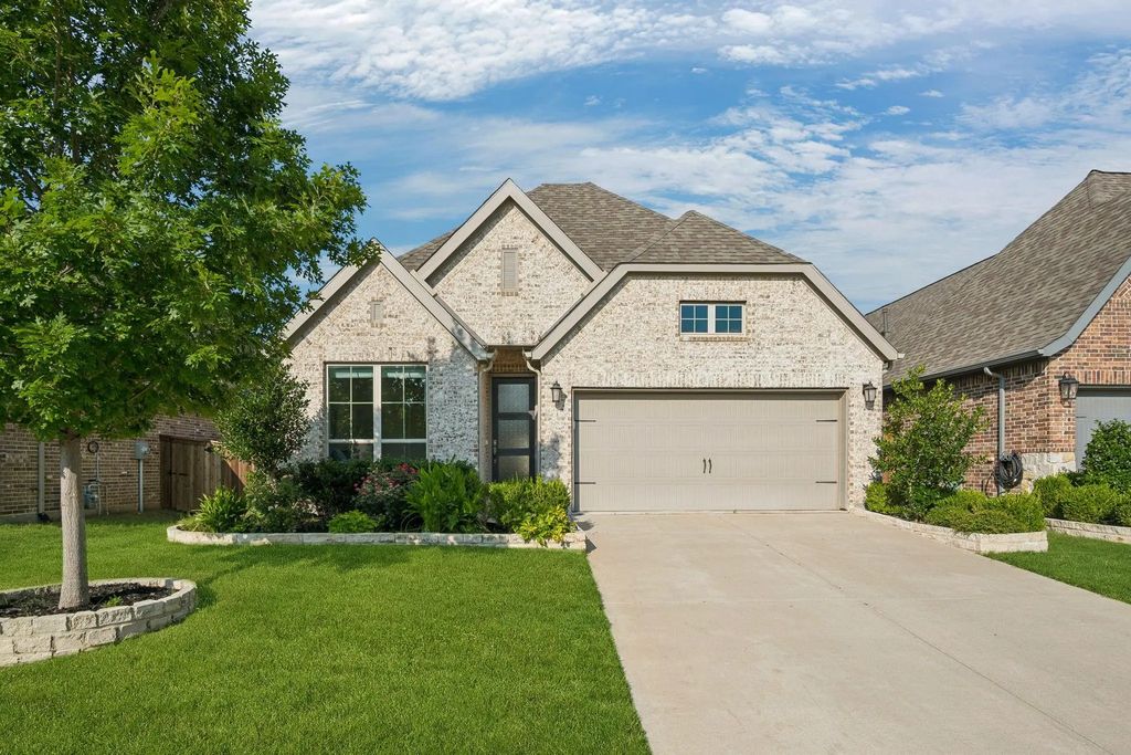 8721 Navidad Falls Drive, McKinney