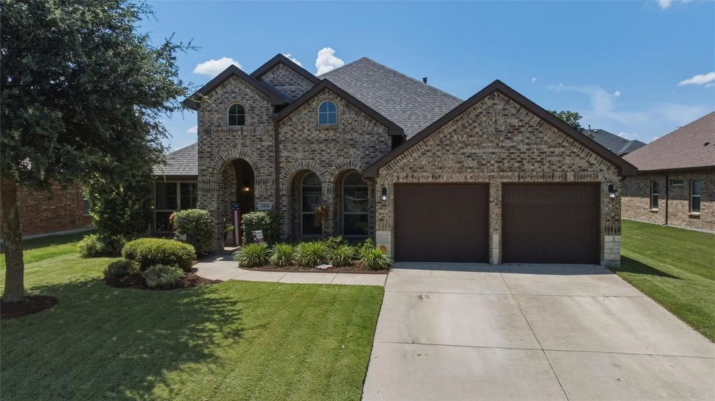 2955 Geneva Drive, Grand Prairie