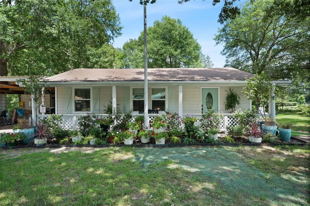 806 Jeanell Street, Quitman
