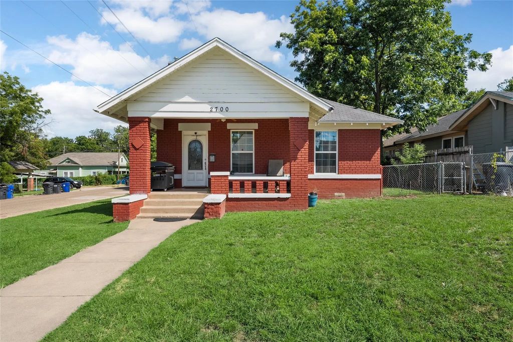 2700 Cole Avenue, Waco