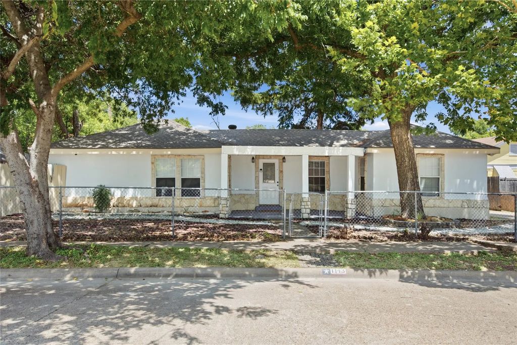 1143 Newport Avenue, Dallas