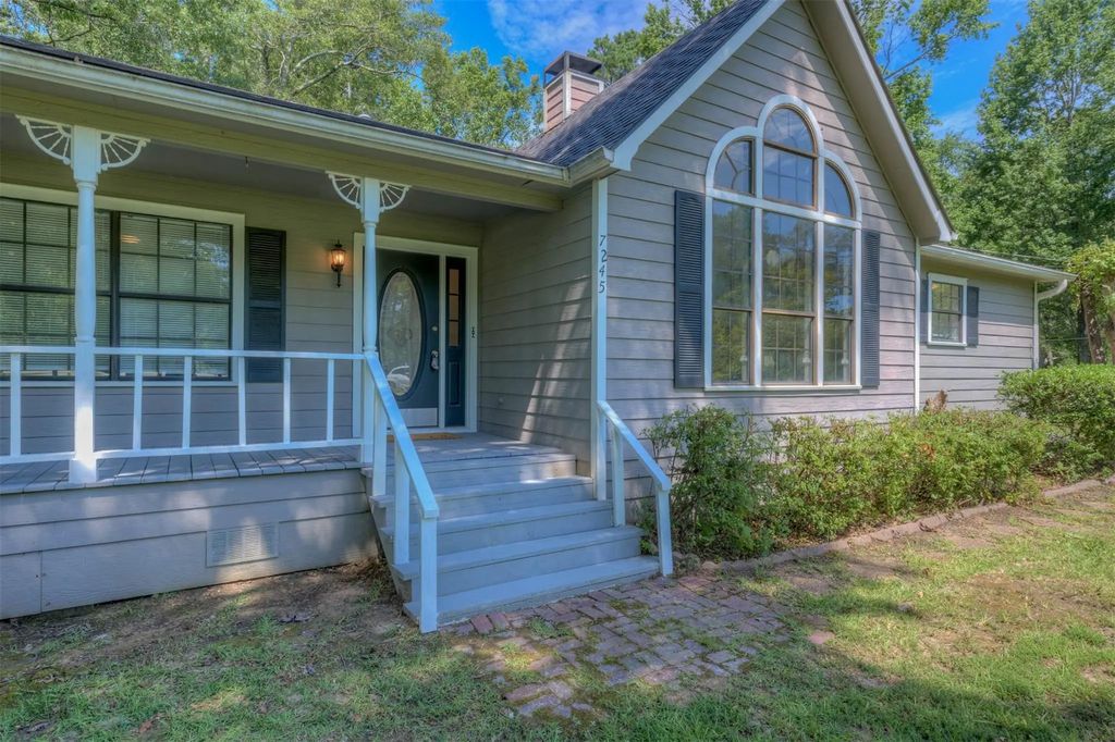 7245 Highway 157, Haughton