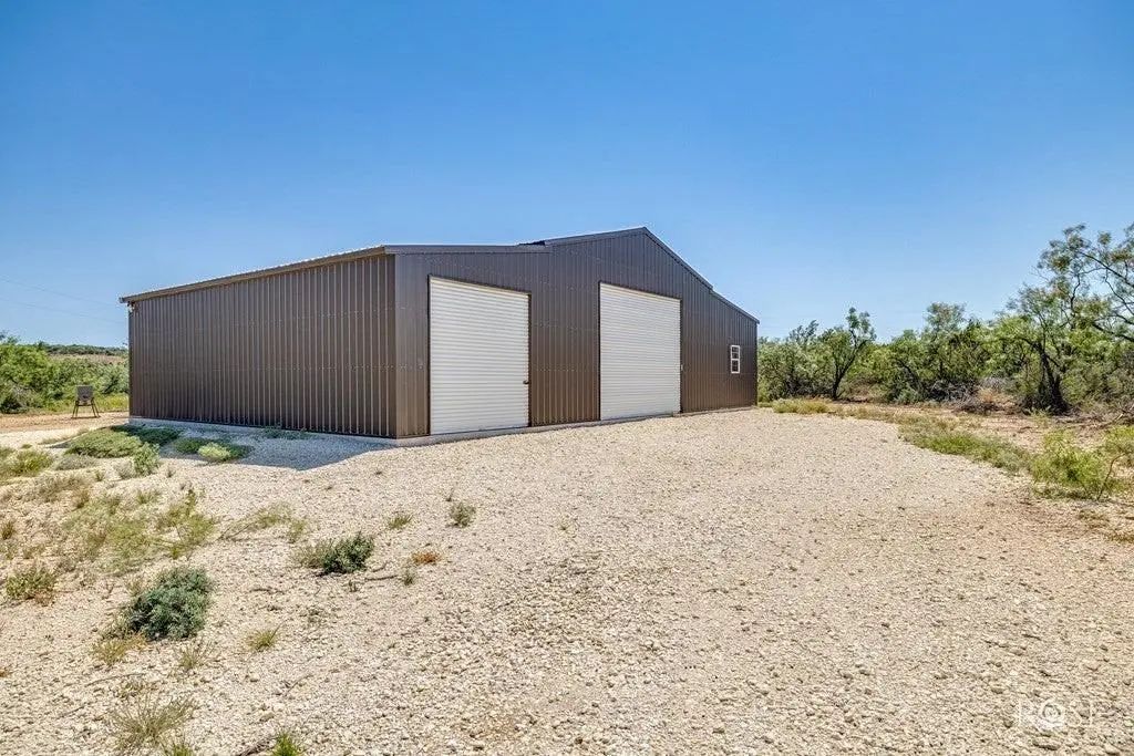 17001 Mustang Creek Road, Paint Rock