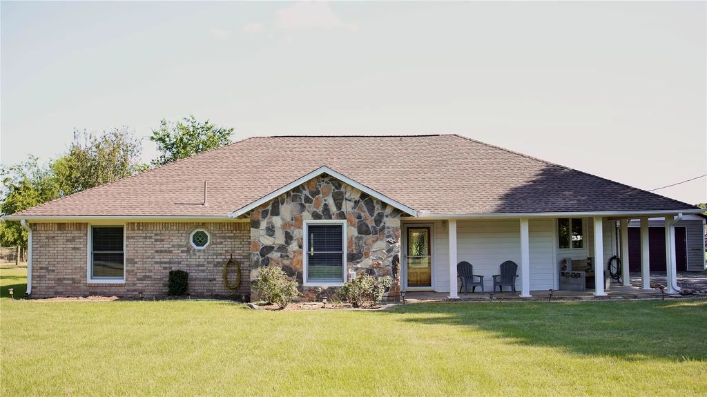 871 Vz County Road 2602, Wills Point