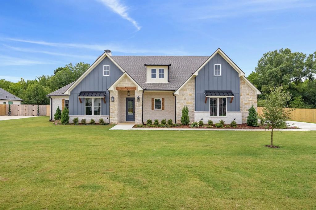 12388 Madison Crossing, Bullard