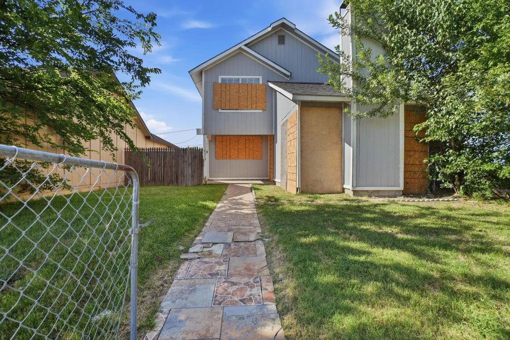 10363 Limestone Drive, Dallas