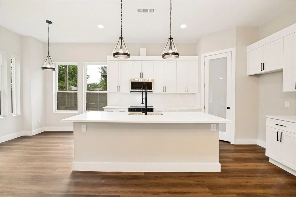 531 Shirley Court, Richardson