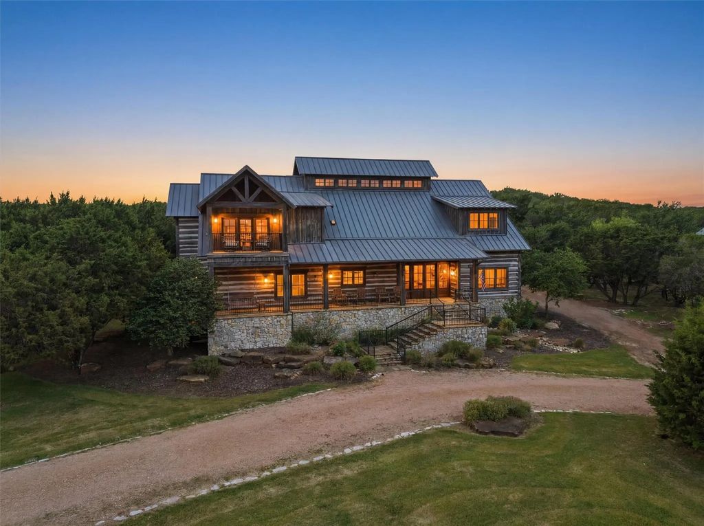 1046 Grandview Drive, Graford