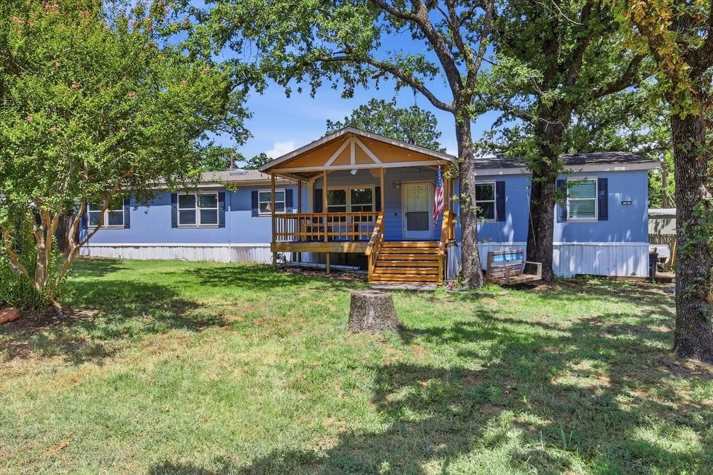 5904 Tranquility Circle, Fort Worth
