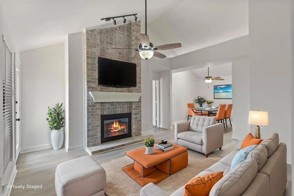 3701 Clover Hill Lane, Carrollton