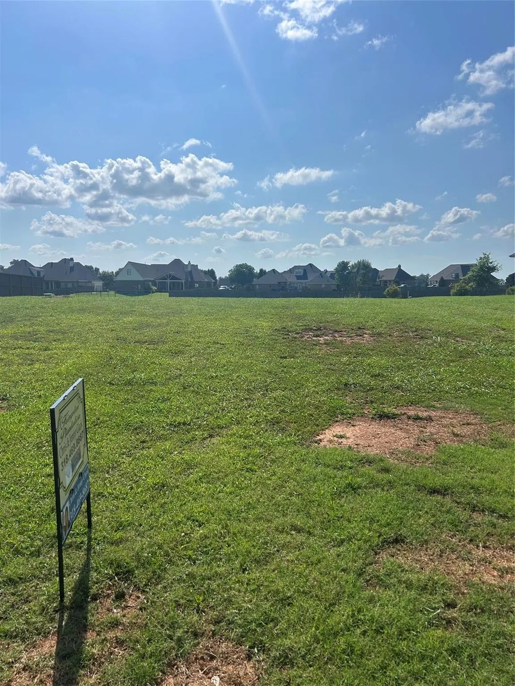 738 Smokehouse Loop, Benton
