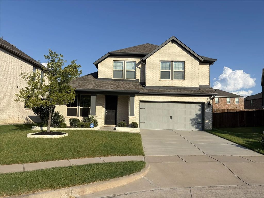 1877 Arbor Drive, Forney