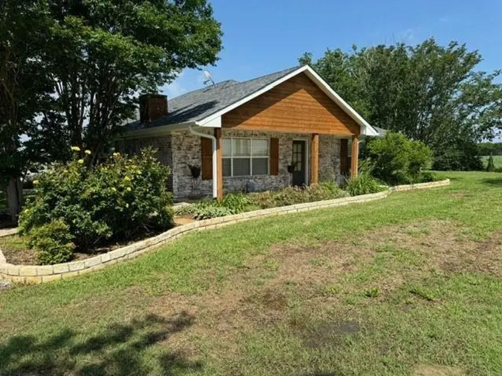 1273 Wall St Road, Gunter