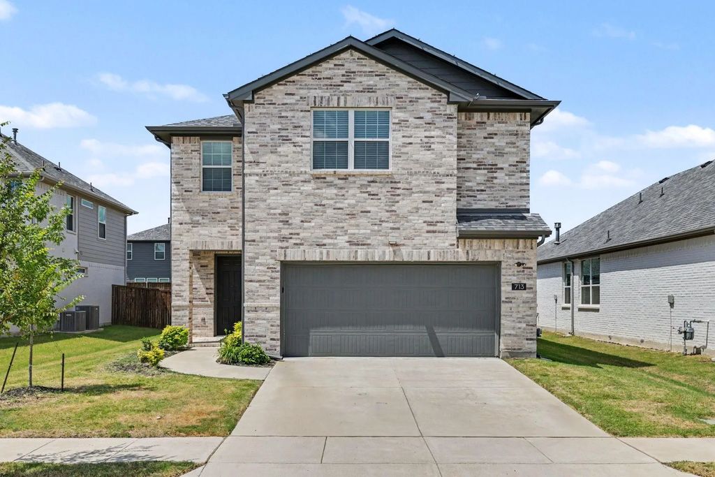 713 Rain Barrel Place, Weston