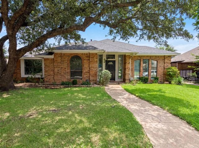 6712 Coach House Lane, Plano