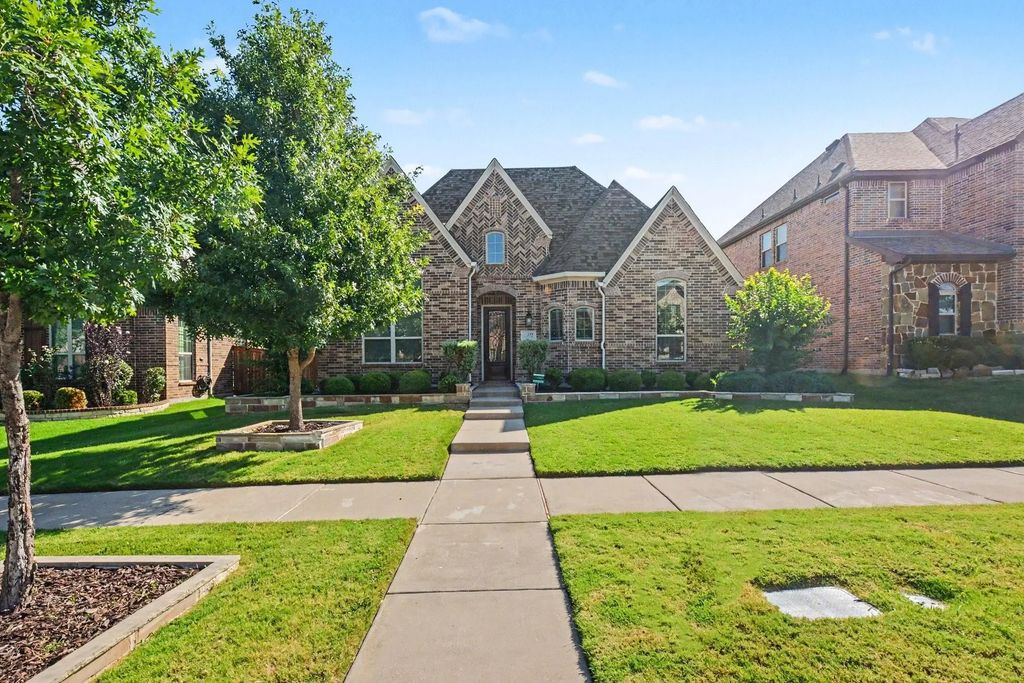 12236 Curry Creek Drive, Frisco