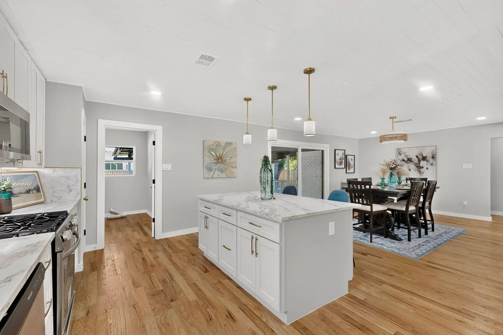 811 Tarryall Drive, Dallas