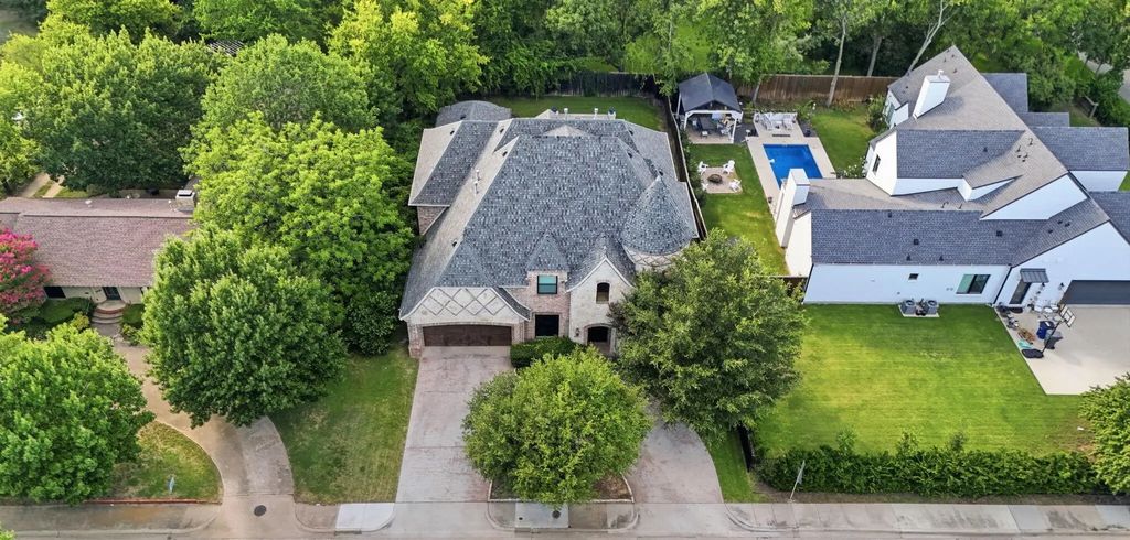 4229 Bluffview Boulevard, Dallas