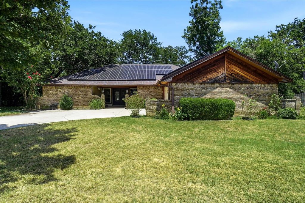 35 Hickory Hills Boulevard, Hickory Creek