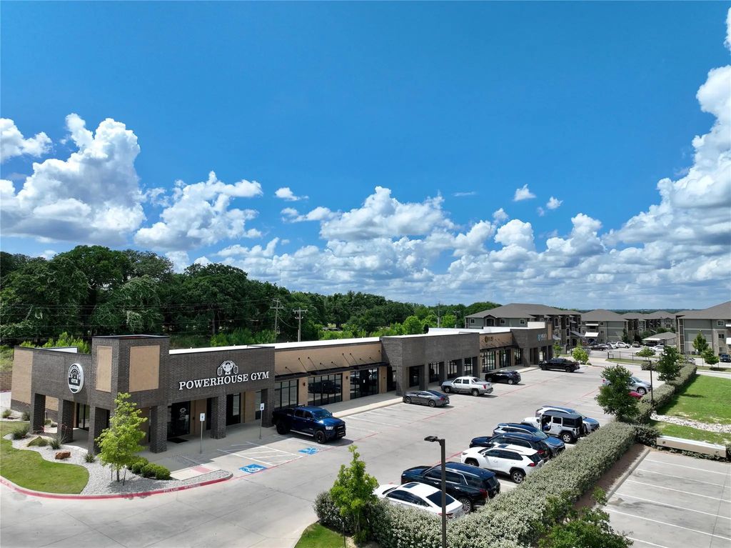 1801 Fort Worth Highway 1, Weatherford