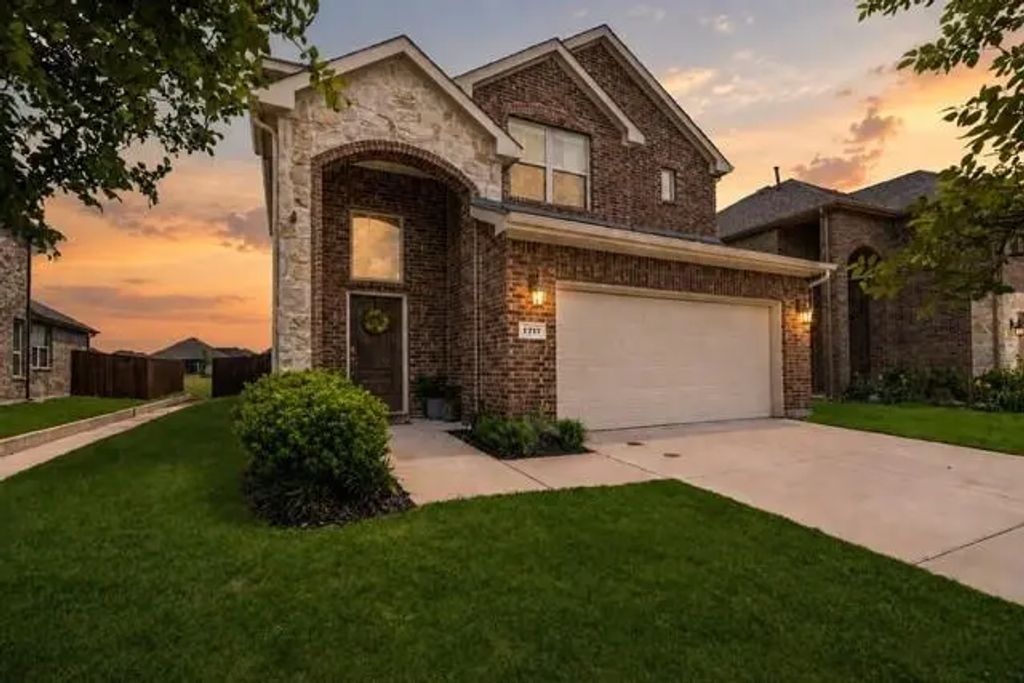 1717 Katelynn Lane, Anna