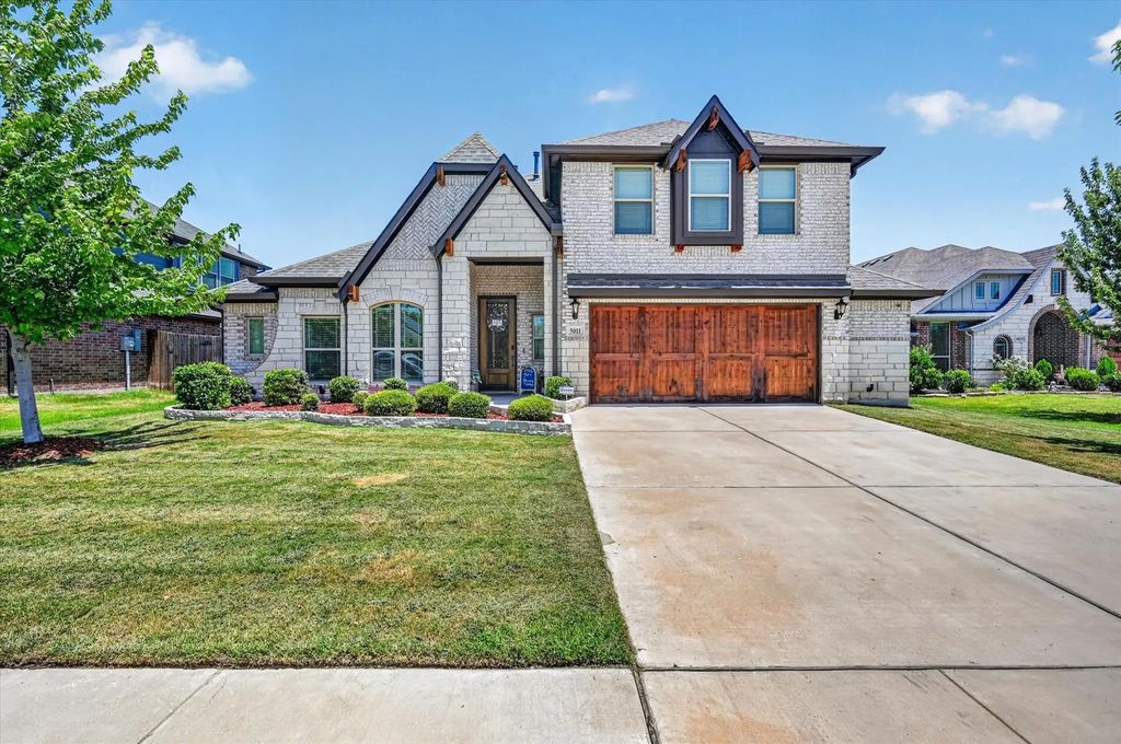 5011 Lake Park Drive, Mansfield