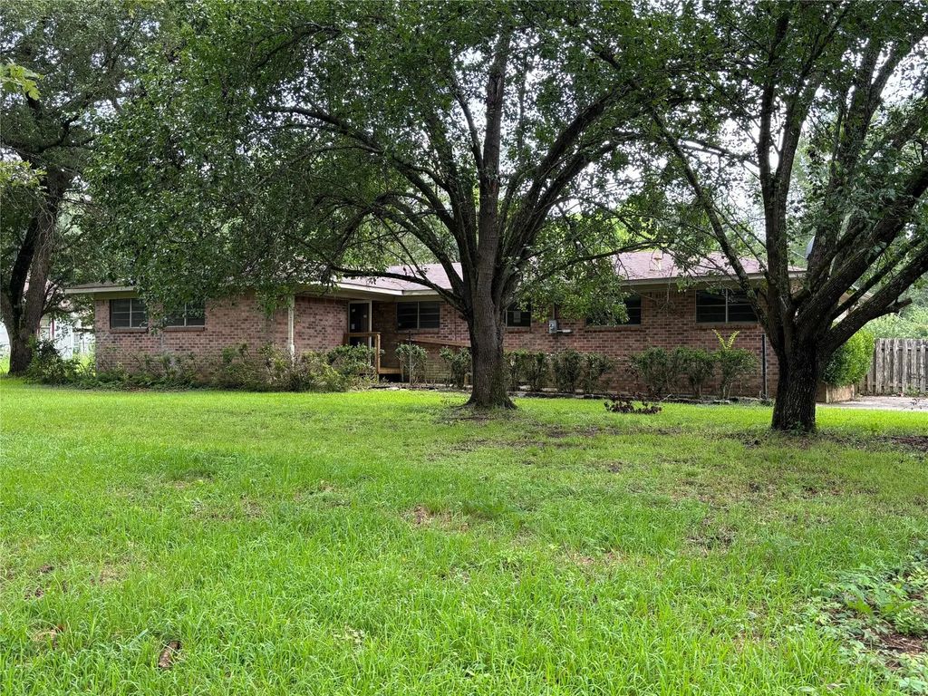 12530 Highway 538, Oil City