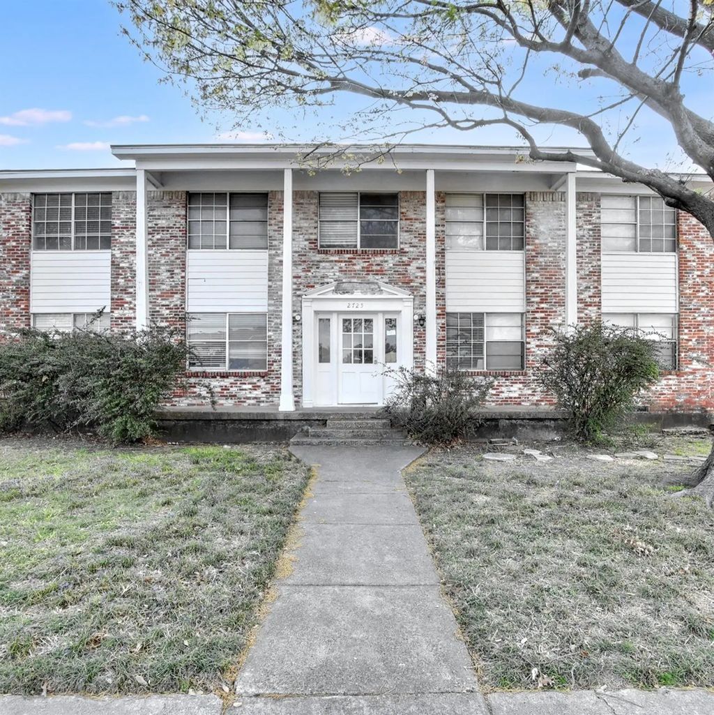 2725 Patricia Lane, Garland