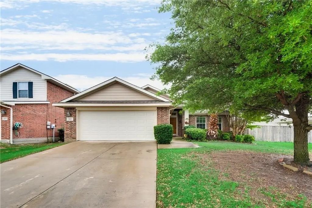 1019 Rumley Road, Forney
