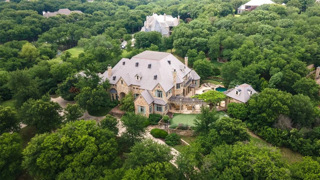 6901 Sanctuary Lane, Fort Worth