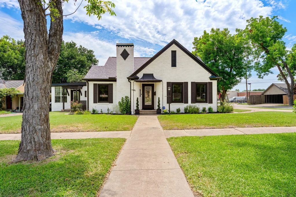 1501 N 5th Street, Temple