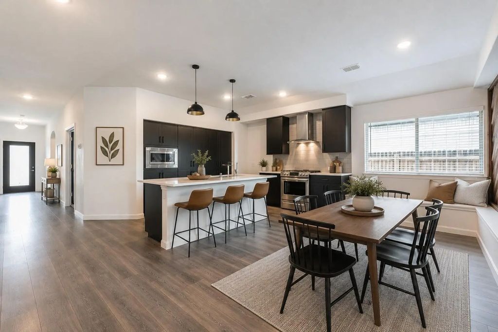 1157 Country Glen Drive, Godley