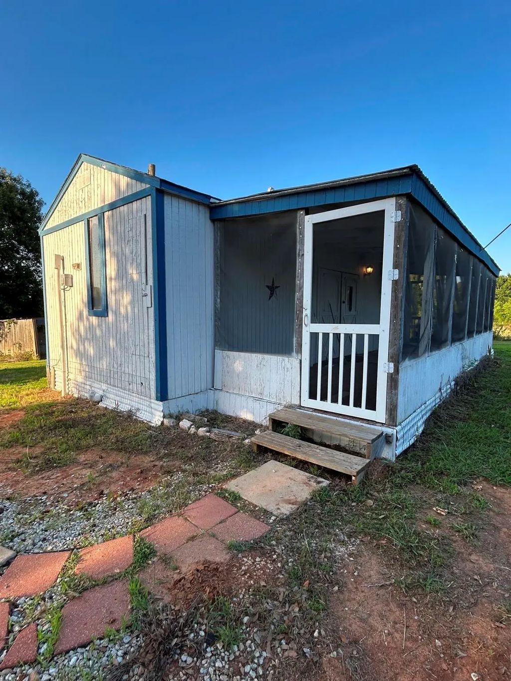 1362 Woodridge, Eustace