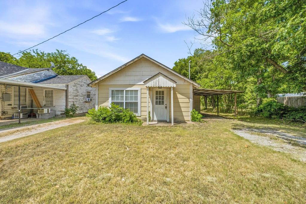 552 S Minter Street, Stephenville