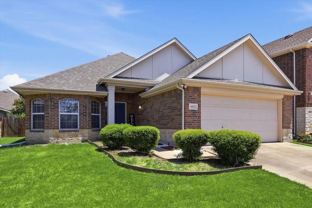 4517 Fir Drive, Fort Worth