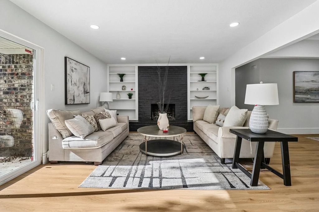 2116 Tamworth Court, Bedford