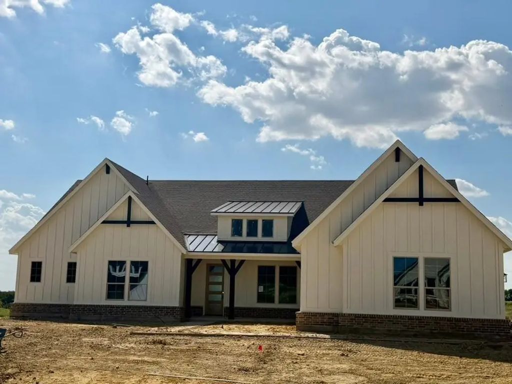 6520 Huron Drive, Blue Ridge
