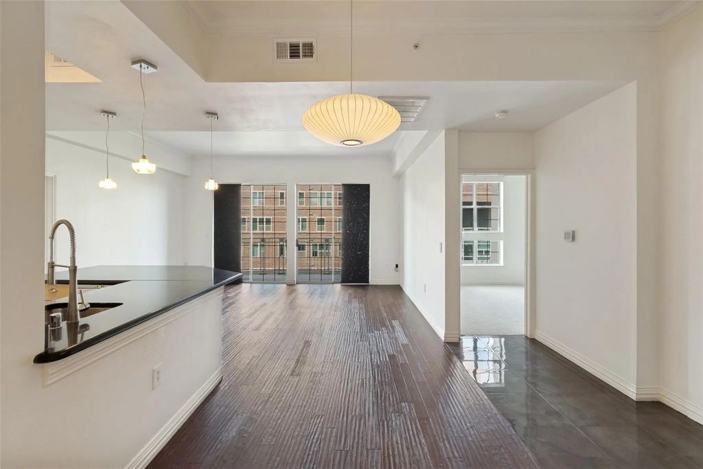 3225 Turtle Creek Boulevard 520, Dallas