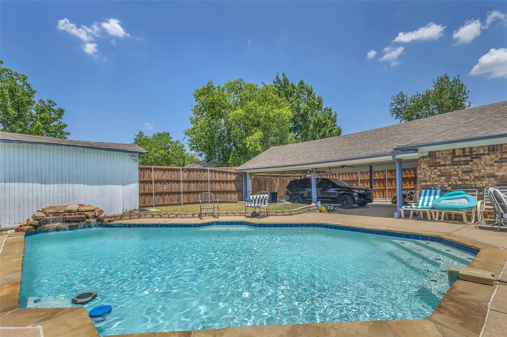 2709 El Paso Way, Mesquite