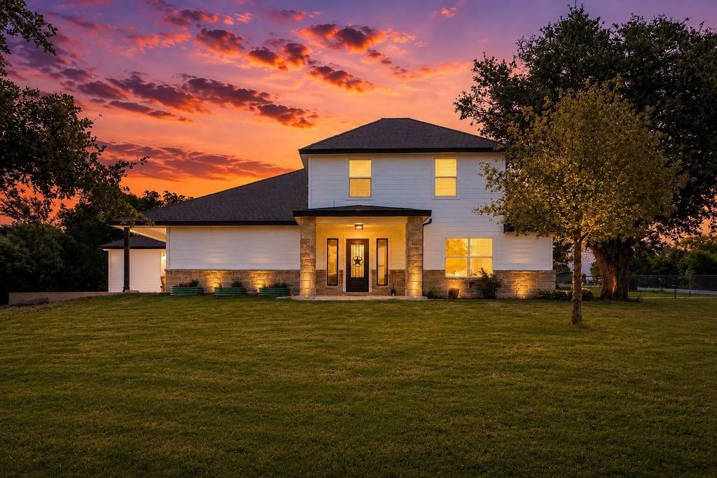 117 Rock Salt Drive, Springtown