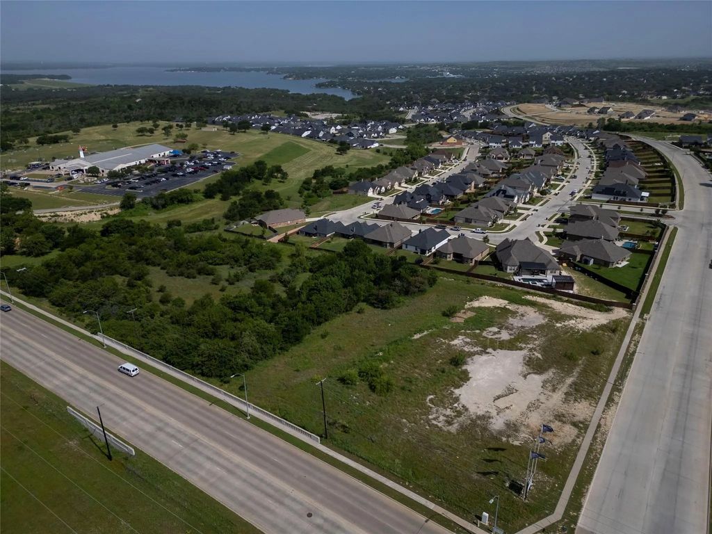 6801 Lake Country Drive, Fort Worth
