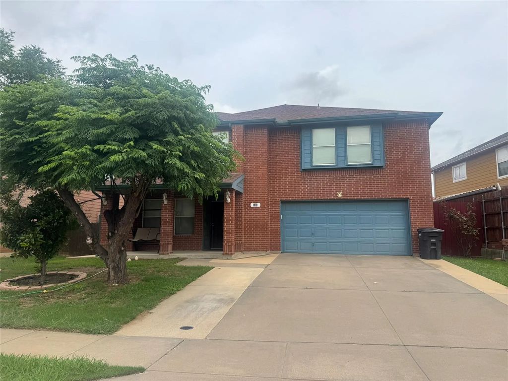 344 Allenwood Drive, Fort Worth
