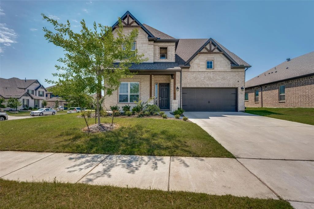 712 Matador Lane, Arlington
